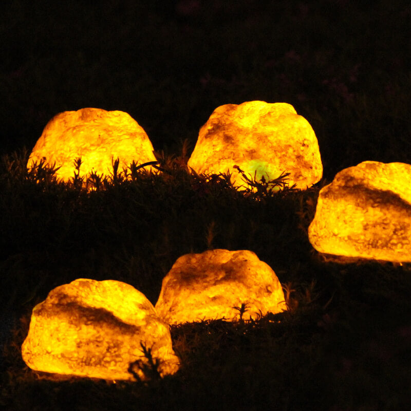 Simulation Stone Shape Resin 4-Light Solar Outdoor Light