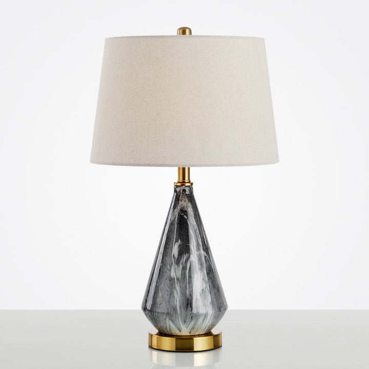 Moderne minimalistische Tischlampe mit konischem Keramiksockel und Stoffschirm, 1-flammig, für Wohnzimmer &amp; Schlafzimmer 
