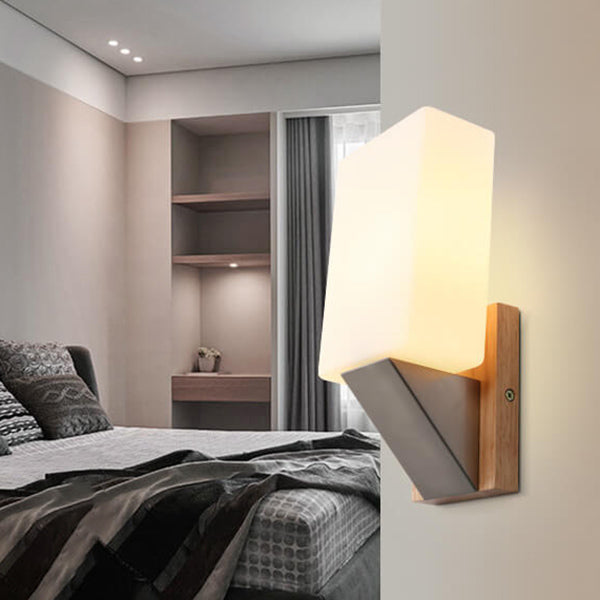 Lámpara Aplique de Pared de 1 Luz con Base de Madera Sólida y Vidrio Cuadrado Nórdico 
