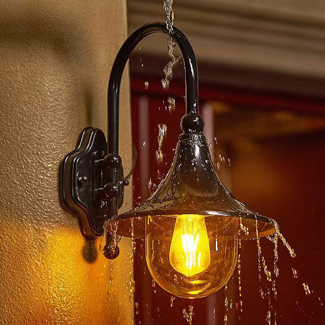 Zeitgenössische industrielle Aluminium-Horn-Form 1-Licht Wandleuchte Lampe für Terrasse im Freien 