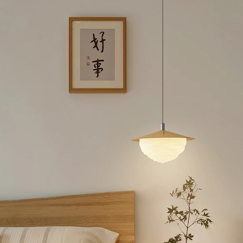 Suspension LED à abat-jour ondulé en PE imitation bois traditionnel japonais pour salon 