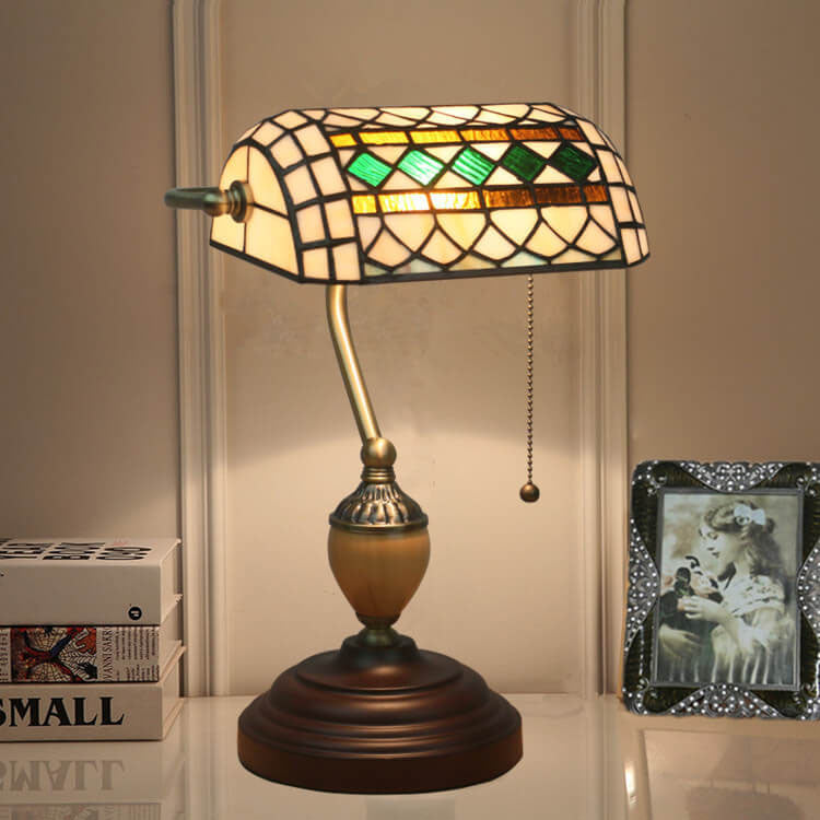 Vintage Tiffany Diamond Line Stained Glass 1-Light Bank Table Lamp