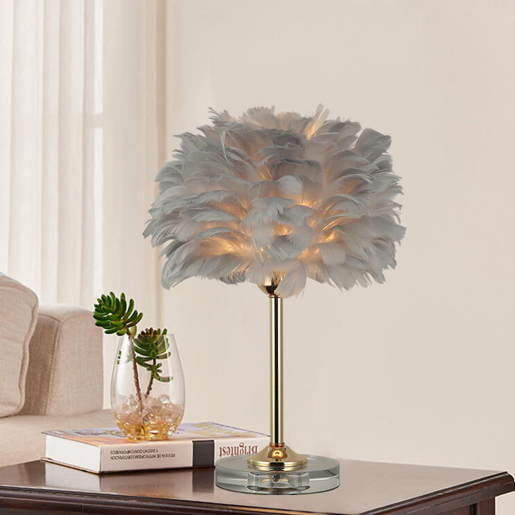 Lampe de table moderne à 1 lumière avec base en cristal et plumes 