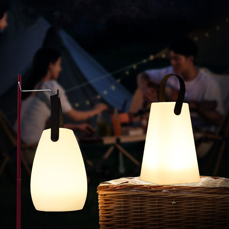 Moderne kreative einfache USB wiederaufladbare tragbare LED-Tischlampe mit 16 Farbwechseln 