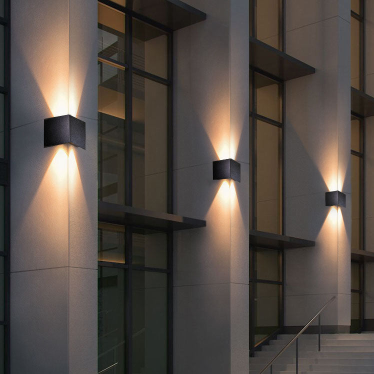 مصباح حائط LED هندسي مسطح مربع يعمل بالطاقة الشمسية للهواء الطلق 