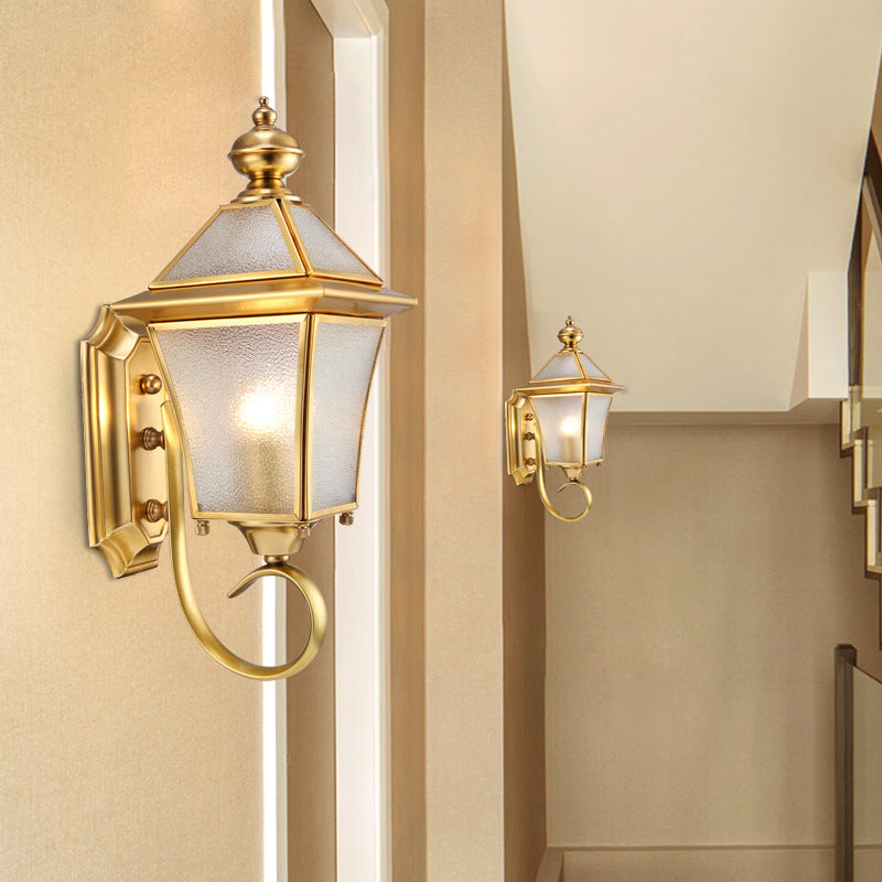 Europäischer Moderner Luxus Quadratischer Messing-Glas Wasserdichter 1-Licht Außenwandleuchte 