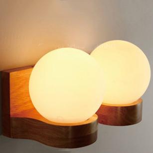 Nordic Modern Massivholz Kugel 1/2 Lichter Wandleuchte 