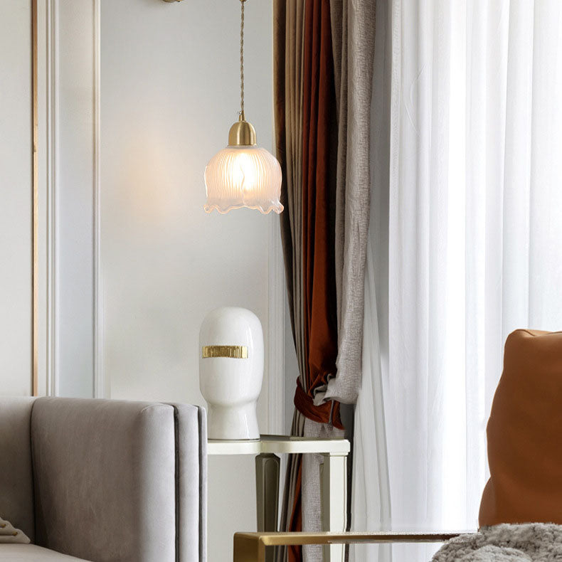 Moderne nordische 1-flammige Wandleuchte aus Glas in Blumenblatt-Optik und Kupfer für das Schlafzimmer 