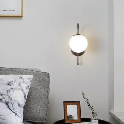 Lustre nordique en verre boule ronde bras plié en cuivre applique murale 1 lumière 