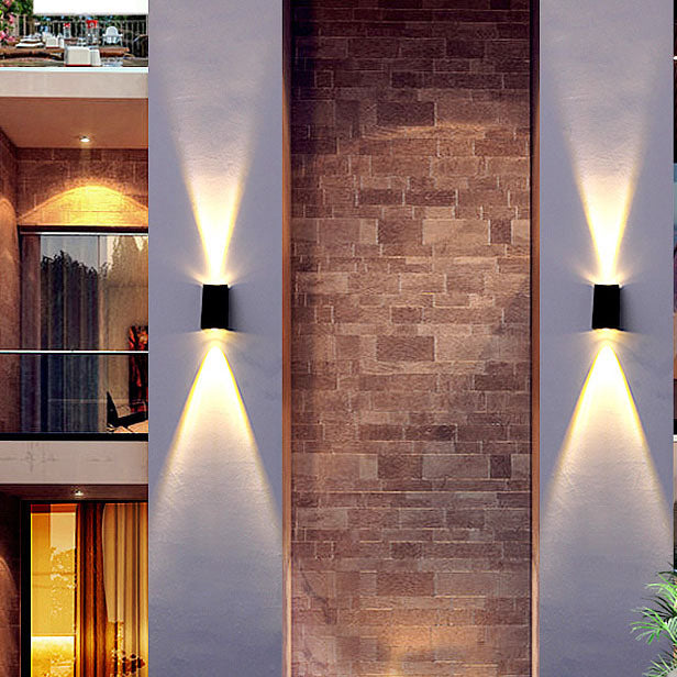 مصباح حائط LED مقاوم للماء مربع هندسي مشرق بالطاقة الشمسية البسيطة للاستخدام الخارجي 