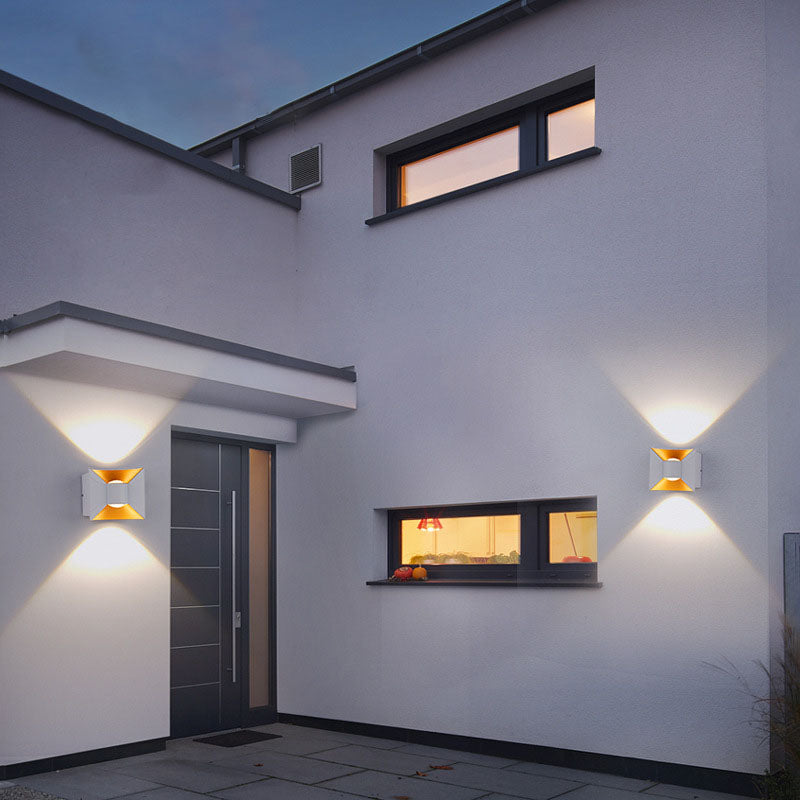 Lámpara de Aplique de Pared LED Cuadrada de Aluminio Impermeable de Simplicidad Contemporánea para Patio Exterior 