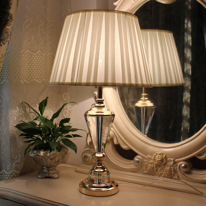 Lampe de table à 1 lumière en tissu cristal simple de style européen 