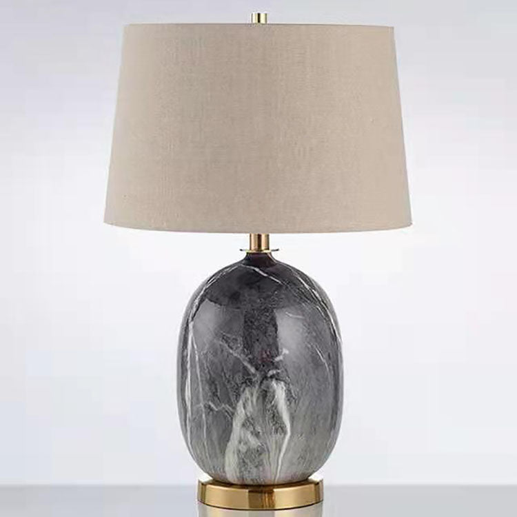 Moderne minimalistische runde Vase Basis Keramik Stoff 1-Licht Tischlampe für Schlafzimmer 