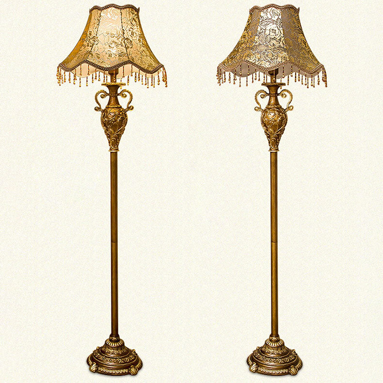 Lampe de sol traditionnelle européenne en résine avec tissu floral cylindrique à 1 lumière pour chambre 