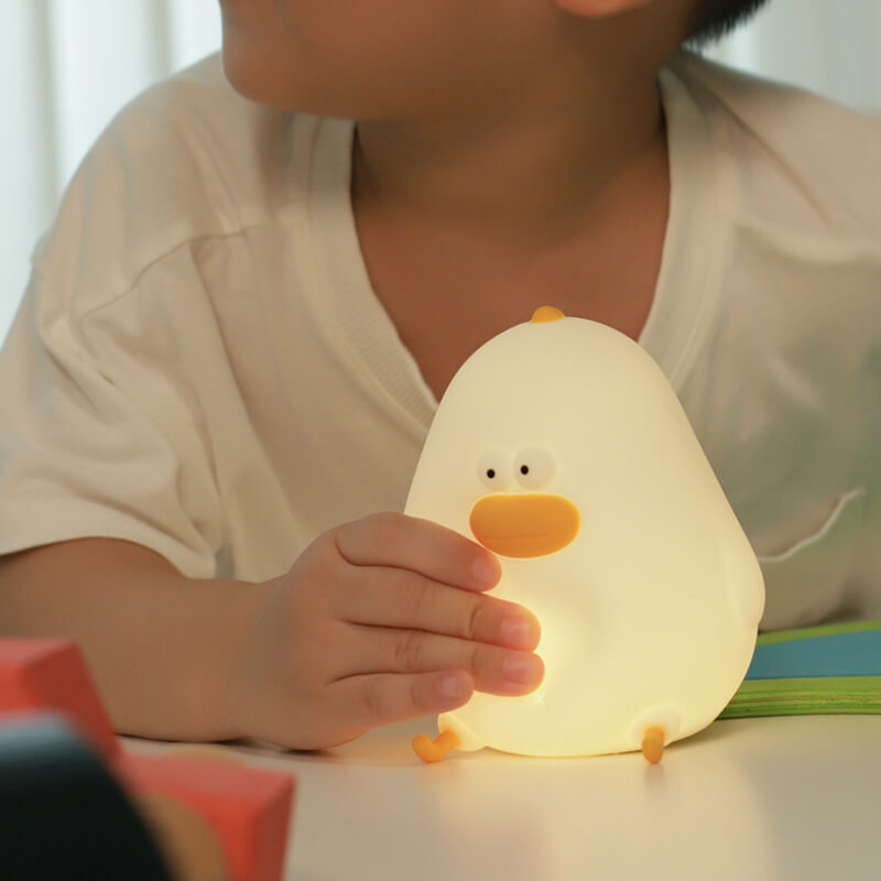 Lampe de table tactile LED en silicone en forme de petit poulet mignon et créatif 