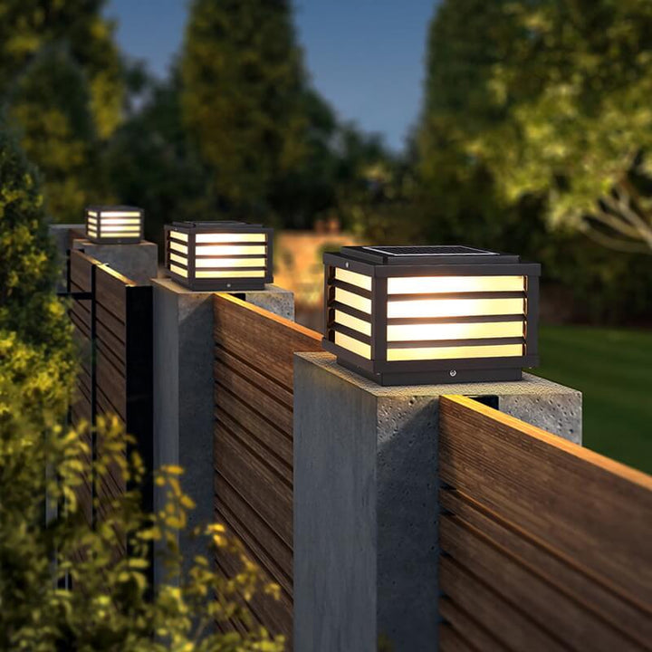 Moderne minimalistische wasserdichte Solar-Quadrat-Aluminium-PC-LED-Pfostenlandschaftsbeleuchtung für den Garten 