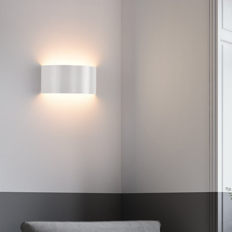 Minimalist Solid Color Iron Half-circle LED Wall Sconce Lamp