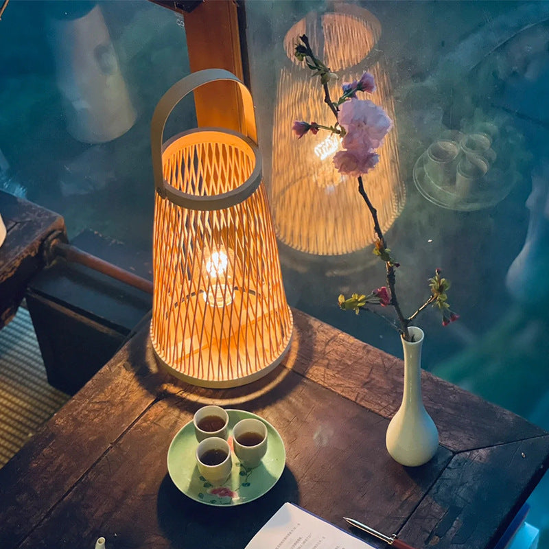 Japanese Simple Bamboo Weaving Lantern 1-Light Portable Table Lamp