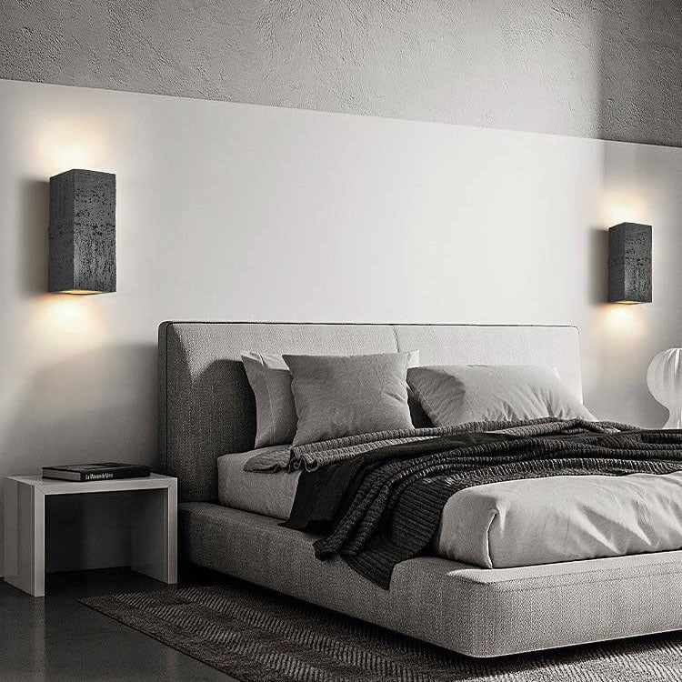 Traditionelle Retro-Wabi-Sabi-LED-Wandleuchte aus Verbundmaterial in quadratischer Säulenform, handgearbeitet, für das Wohnzimmer 