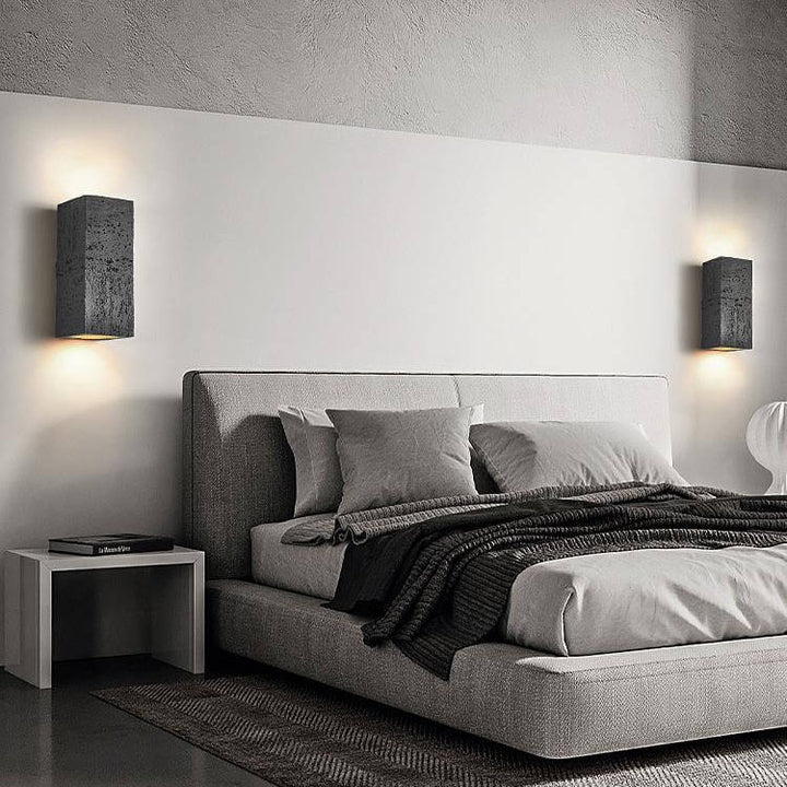 Traditionelle Retro-Wabi-Sabi-LED-Wandleuchte aus Verbundmaterial in quadratischer Säulenform, handgearbeitet, für das Wohnzimmer 