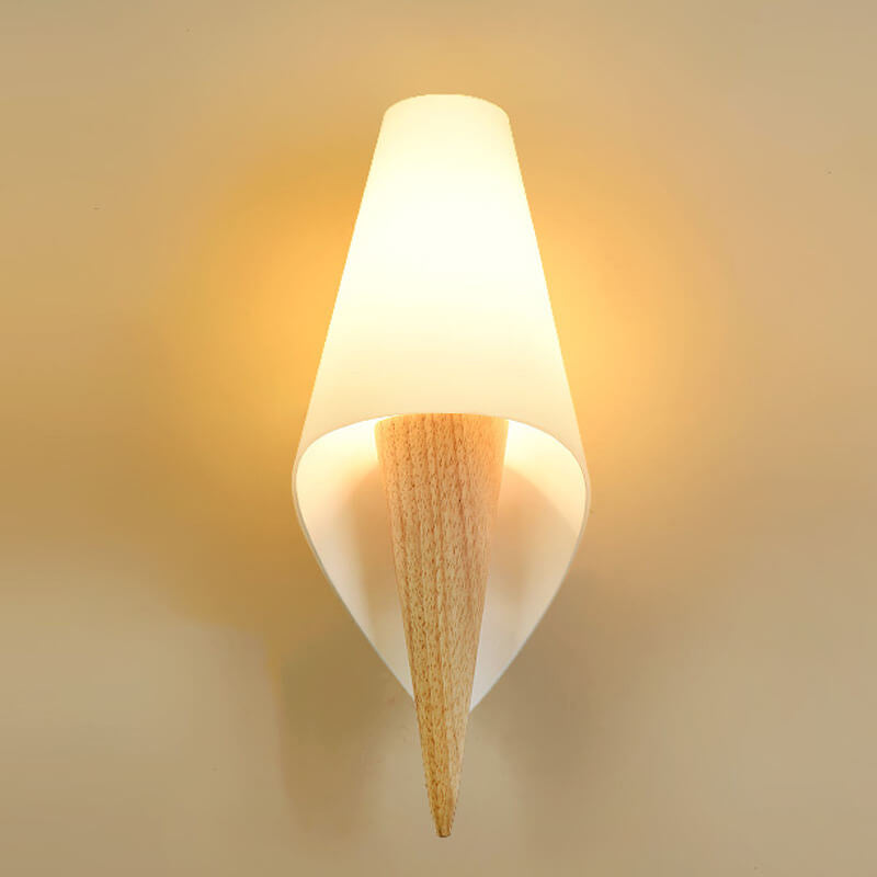 Applique murale 1 lumière avec abat-jour en verre blanc évasé nordique 