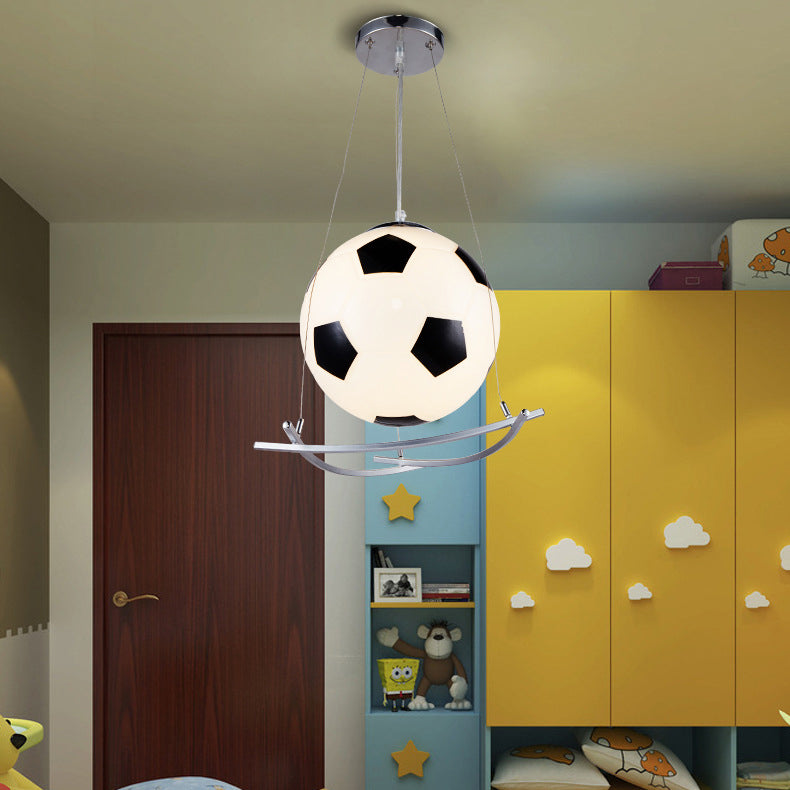 Lampe suspendue pour enfants à 1 lumière en fer et verre de football créatif de dessin animé 