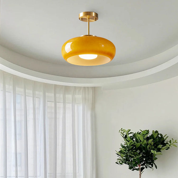 Zeitgenössische skandinavische ovale Eisen-Kupfer-Glas-1-Licht-Pendelleuchte für Schlafzimmer 