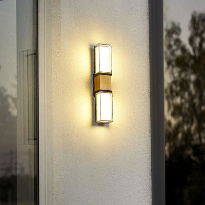 Minimalistische wasserdichte einzeilige rechteckige LED-Wandleuchte für den Außenbereich 
