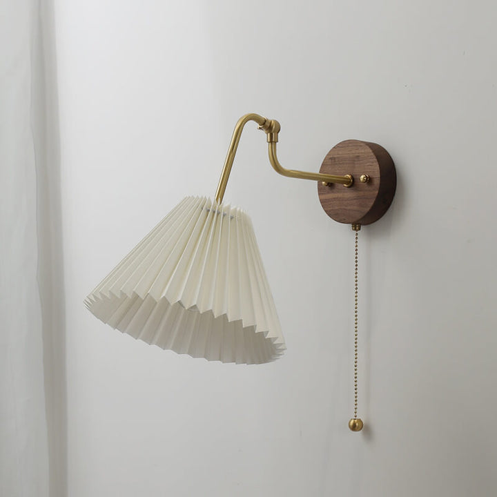 Nordic Vintage Nussbaum Messing Plissee Schirm 1-Licht Wandleuchte 