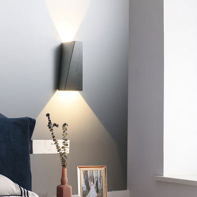 Modern Minimalist Brushed Aluminum Geometric Square LED Wall Sconce Lamp