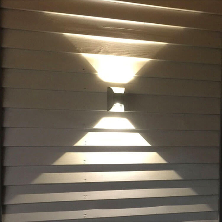 Lampe murale LED moderne minimaliste extérieure étanche carrée avec éclairage vers le haut et vers le bas 