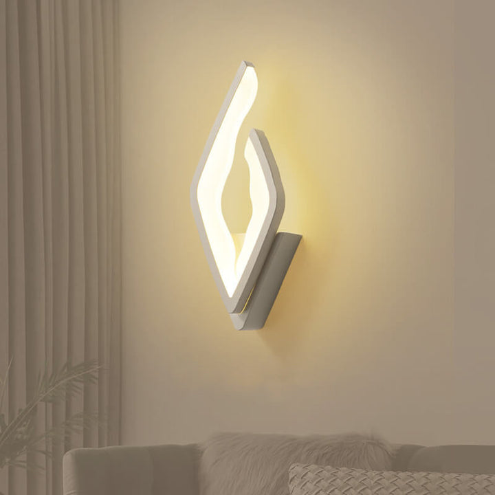Moderne Acryl kreative Flammendesign LED Wandleuchte 