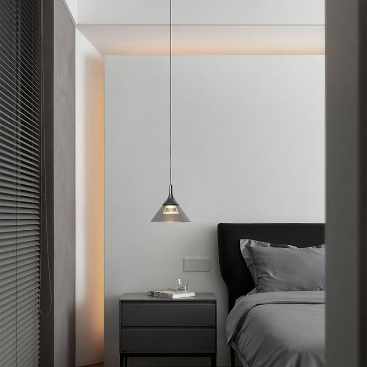 Cono Creativo Nórdico Lámpara Colgante LED de Aluminio y Acrílico 