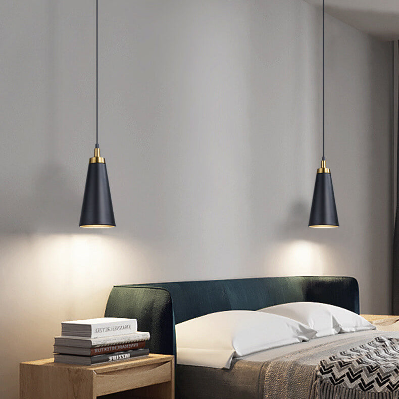 Lustre industriel en fer de luxe léger avec design conique mince à 1 lumière 