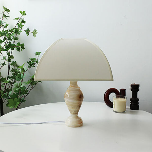 Lampe de table vintage à 1 lumière avec abat-jour conique en tissu français et base en jade 