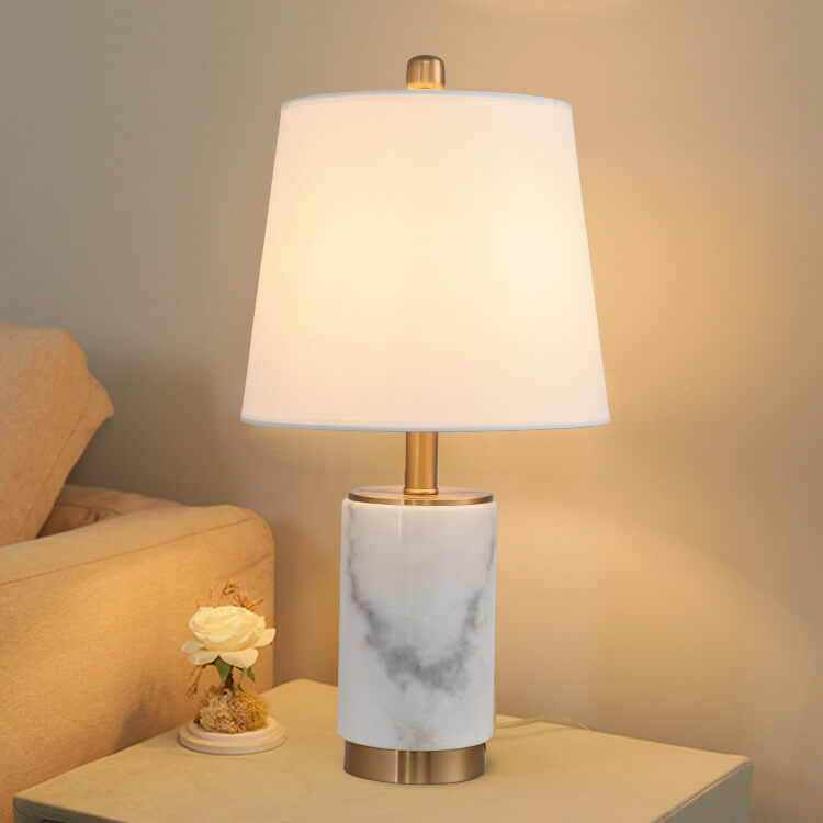 Lampe de table à 1 lumière avec base en colonne de marbre et abat-jour en tissu de luxe nordique 