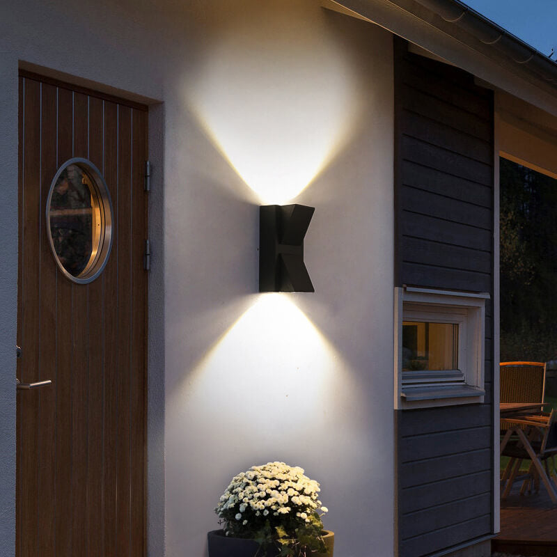 مصباح حائط مقاوم للماء LED مربع هندسي بسيط حديث 