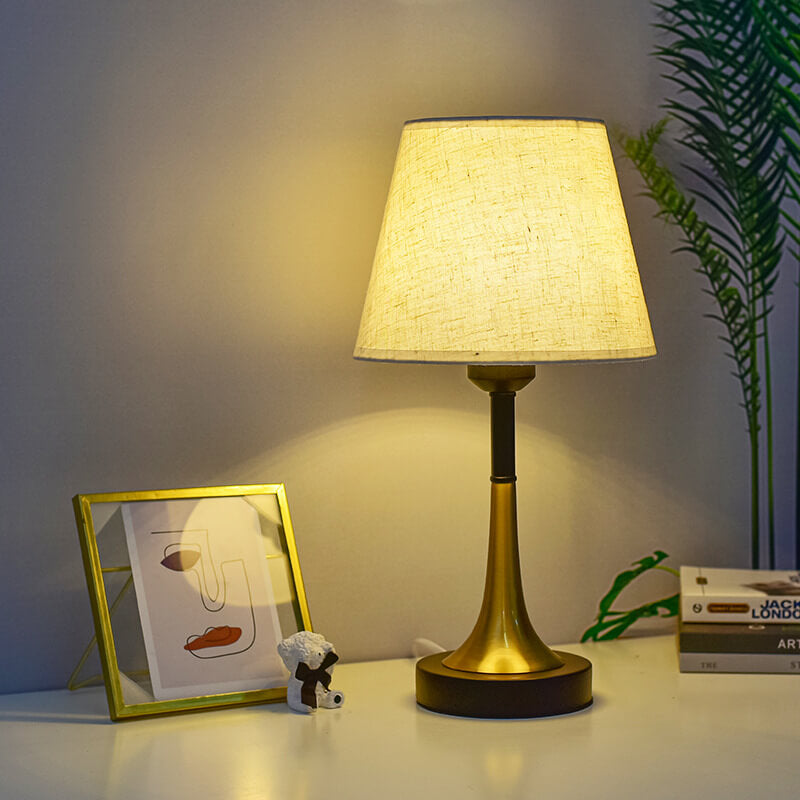 Lampe de table LED avec télécommande USB en tissu métallique rétro européen 