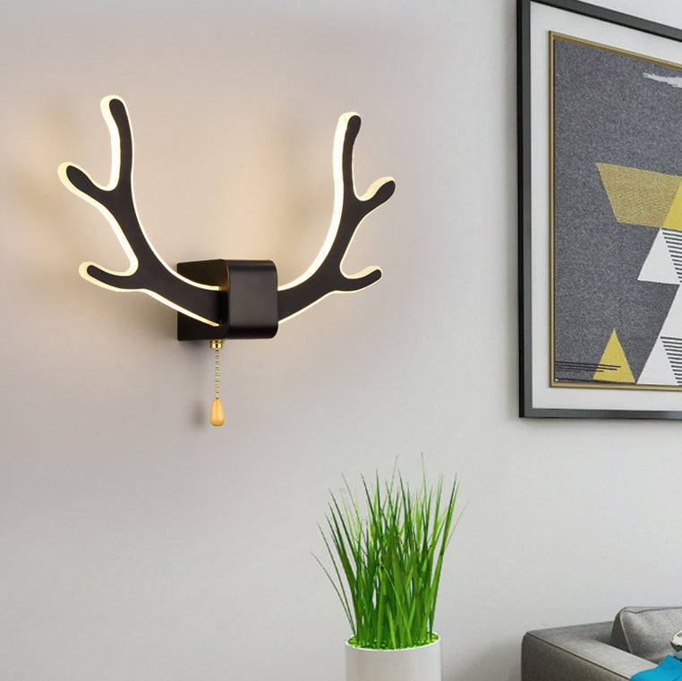 Zeitgenössische kreative Geweih Eisen Acryl LED Wandleuchte Lampe für Schlafzimmer 