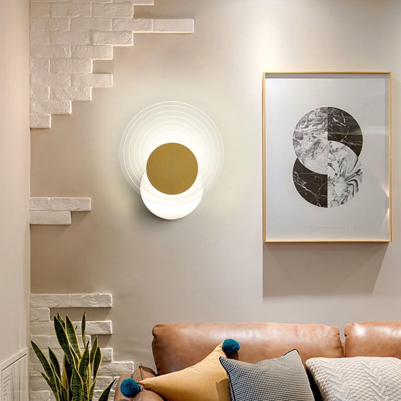 مصباح حائط LED أكريليك هندسي ذهبي فاخر حديث 