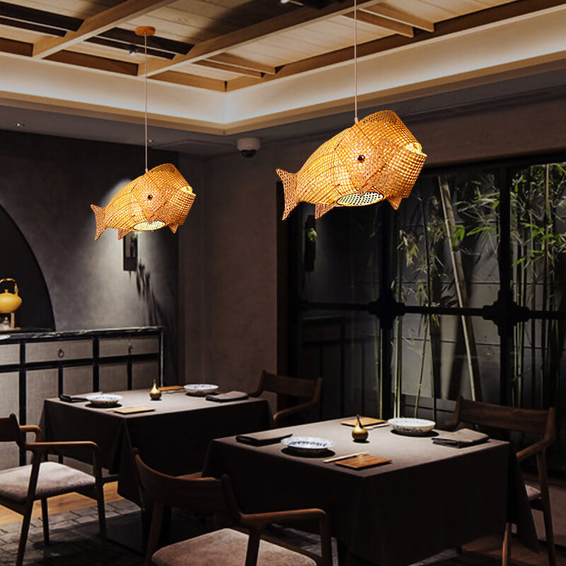 Chinesische Retro-Bambus-Weberei Fischform 1-Licht Pendelleuchte 