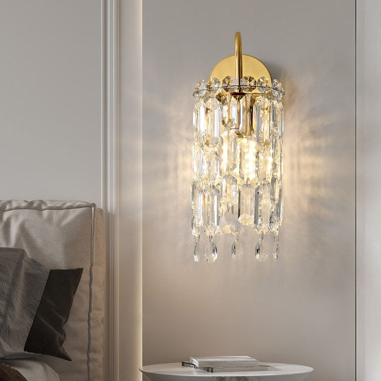Modern Luxury Gold Finish Frame Dazzling Prismatic Crystal 1-Light Wall Sconce Lamp For Living Room