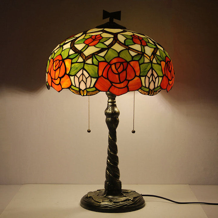 Lampe de table traditionnelle à 2 lumières en forme de dôme en verre teinté libellule Tiffany Rose pour étude 