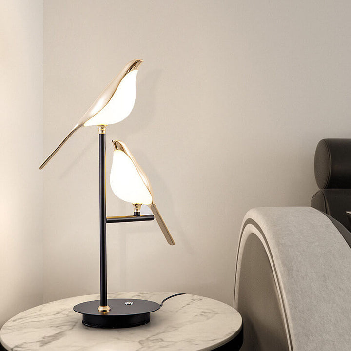 Nordische minimalistische Elster-Vogel-LED-Tischlampe 