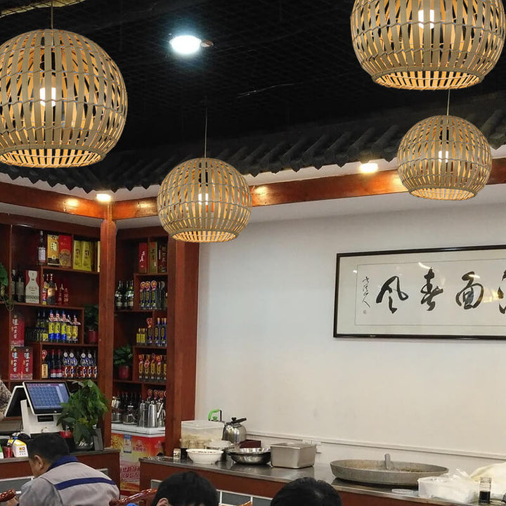 Lampe suspendue moderne à 1 lumière en fer tissé en bambou 