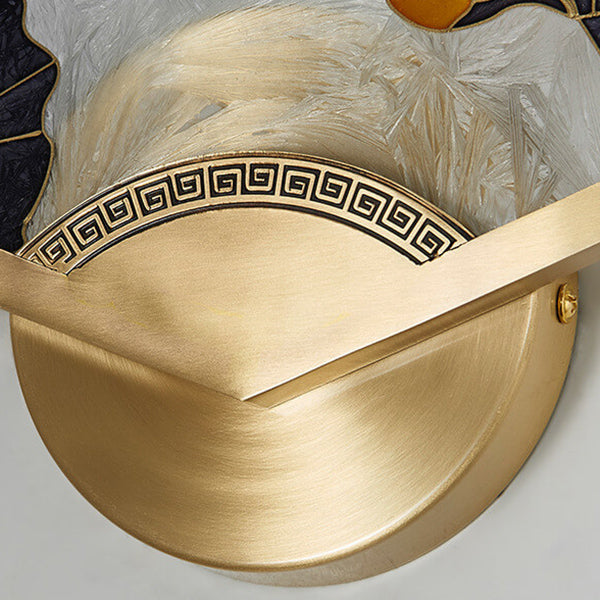 Moderne chinesische Glas-Faltfächer-förmige Messing-LED-Wandleuchte 