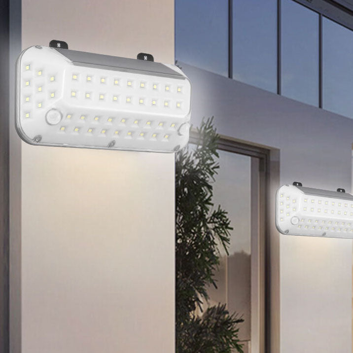 Applique murale extérieure LED avec capteur de corps émettant de la lumière latérale en ABS Simple solaire 