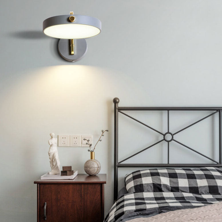 Modern Light Luxury Nordic Pie-shaped LED Wall Sconce Lamp