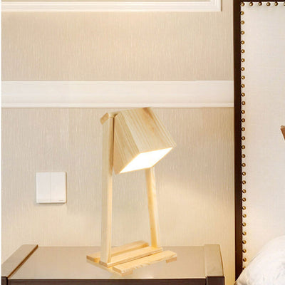 Industrial Creative Original Wooden Robot 1-Light Table Lamp