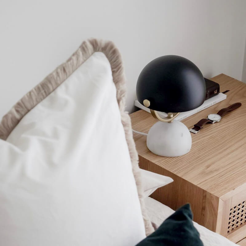 Modern Creative Round Marble Base Rotatable 1-Light Table Lamp
